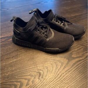 Adidas Men's Triple Black Sneakers